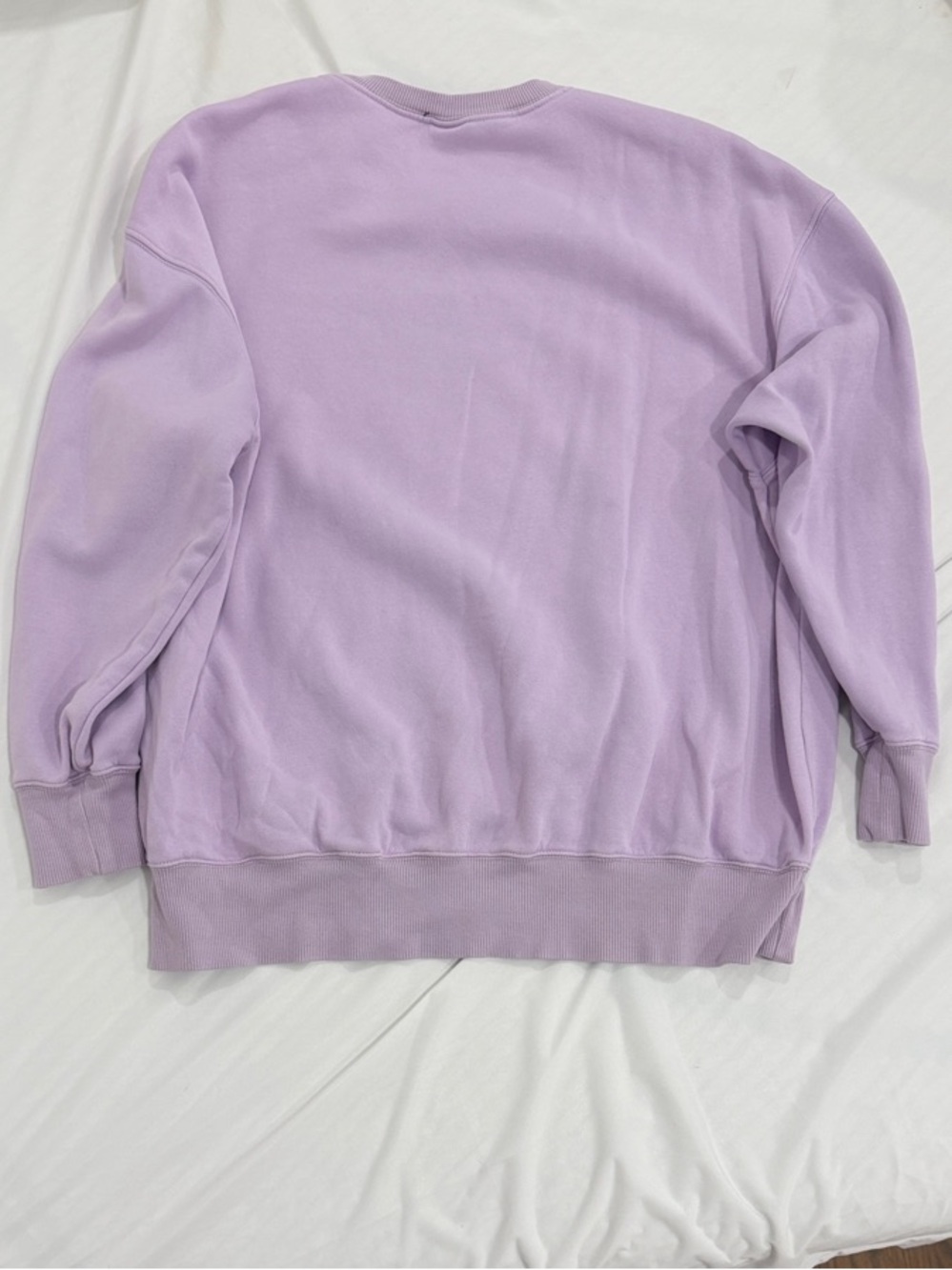 Nike Lavender Crewneck Sweatshirt with White Swoosh - Picture 4 of 4